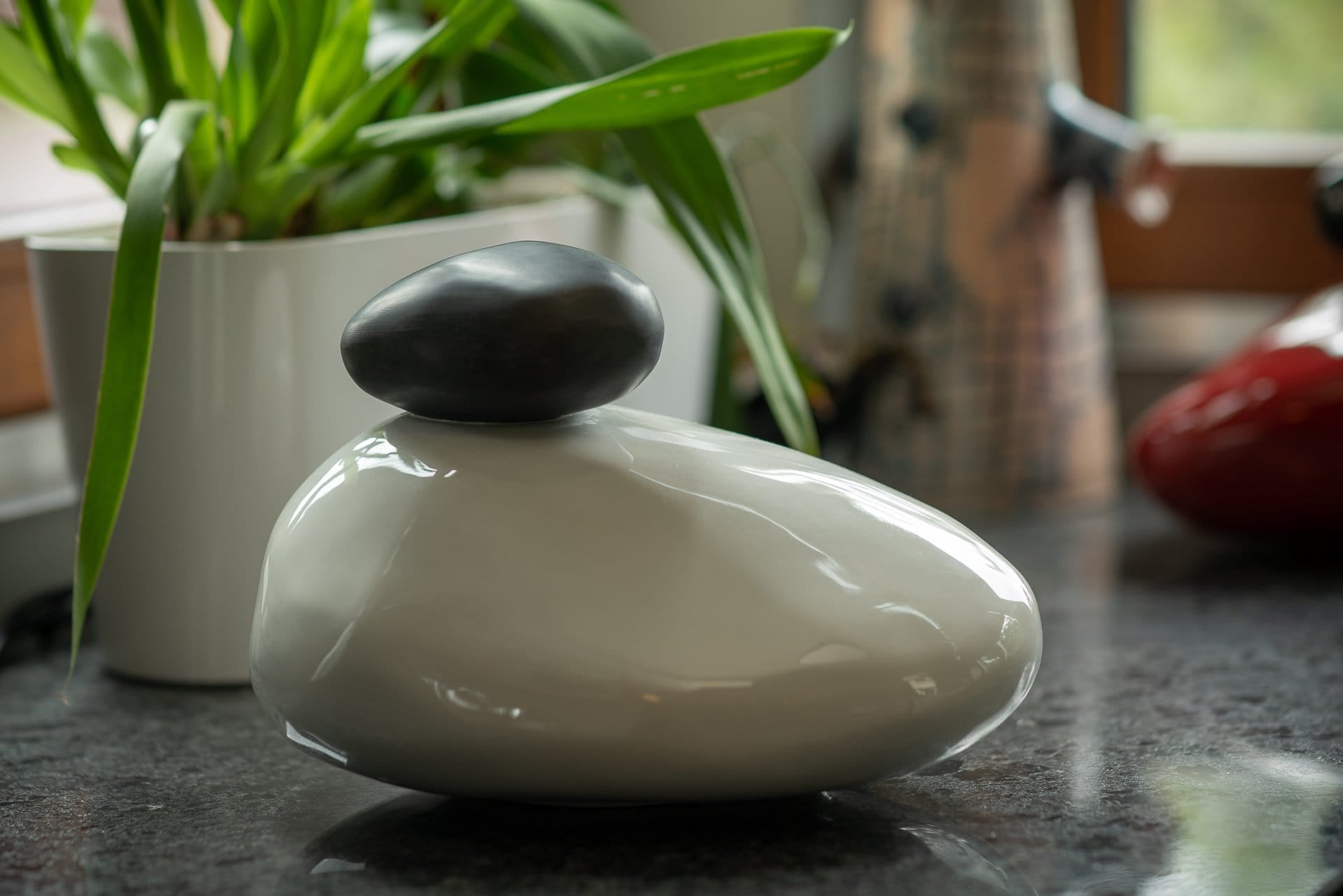 Pebbles Adult Cremation Urn for Ashes in Oily Green