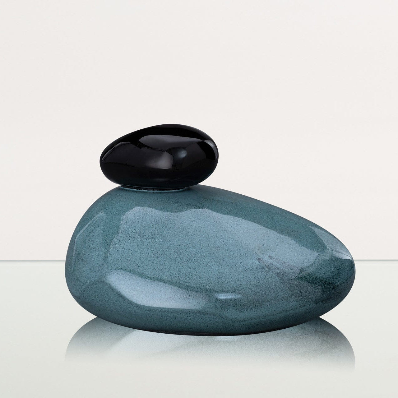 Pebbles Adult Cremation Urn for Ashes in Oxide Green