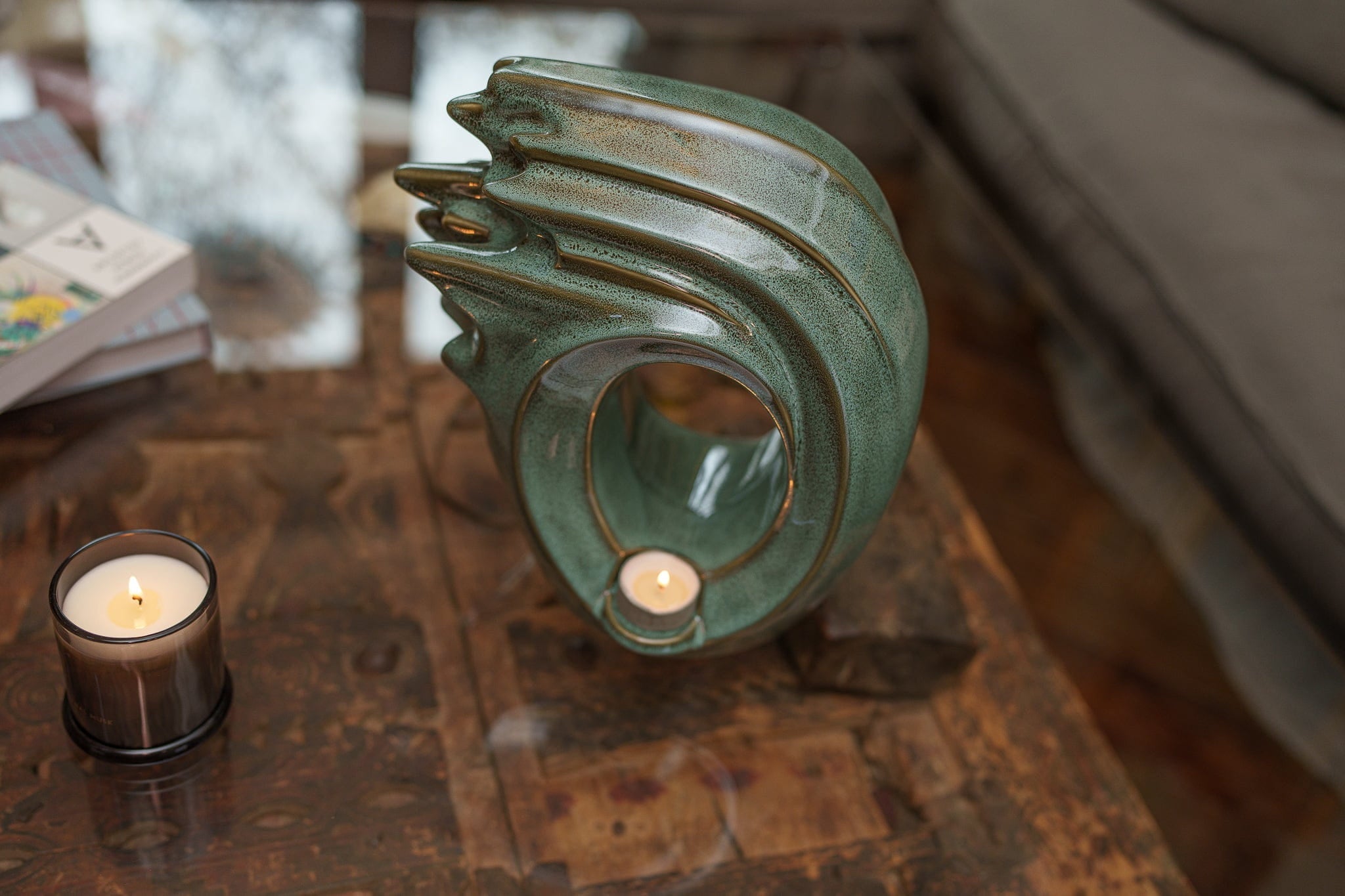 Zephyr Adult Cremation Urn for Ashes in Oily Green