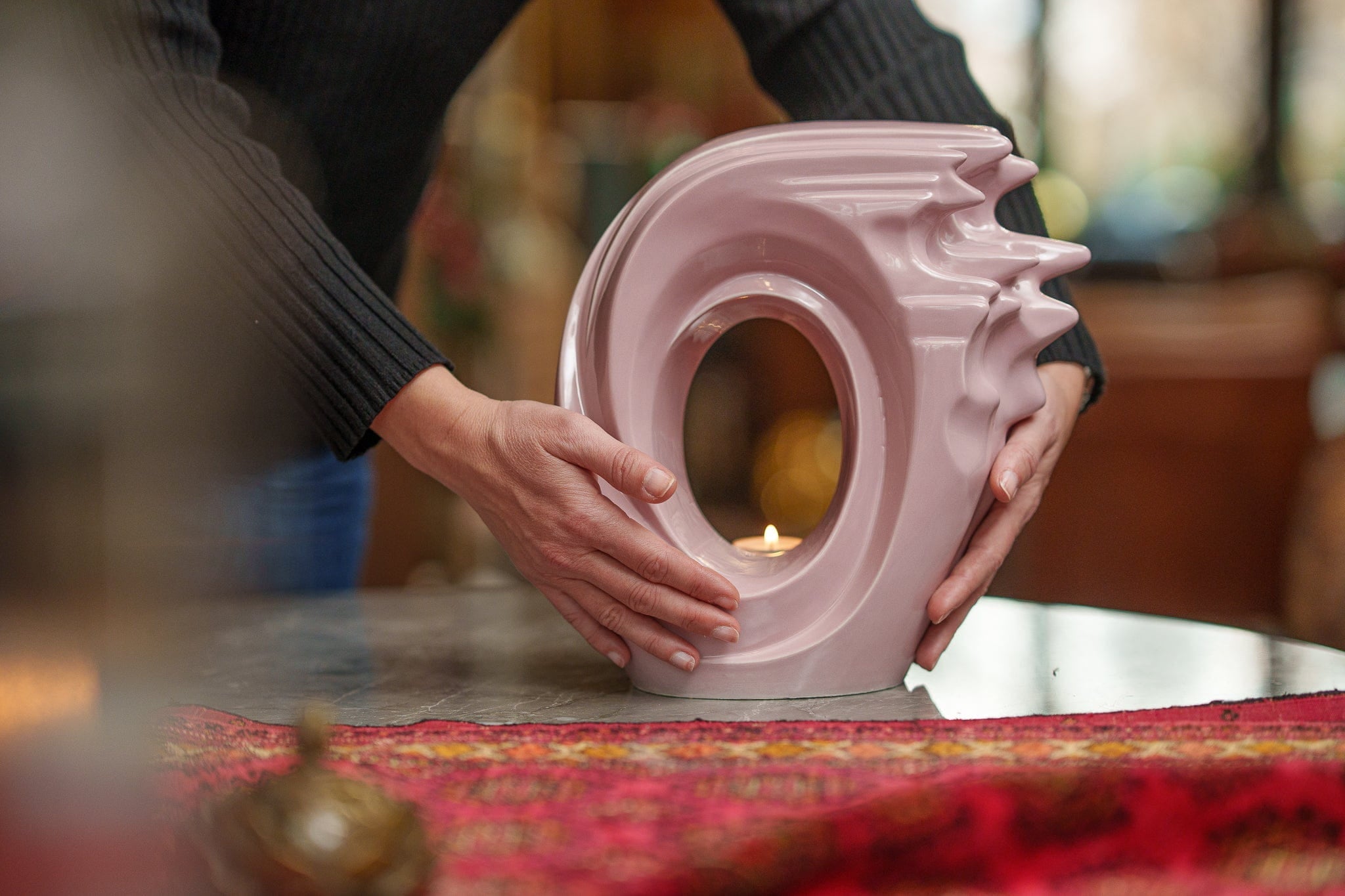 Zephyr Adult Cremation Urn for Ashes in Pink