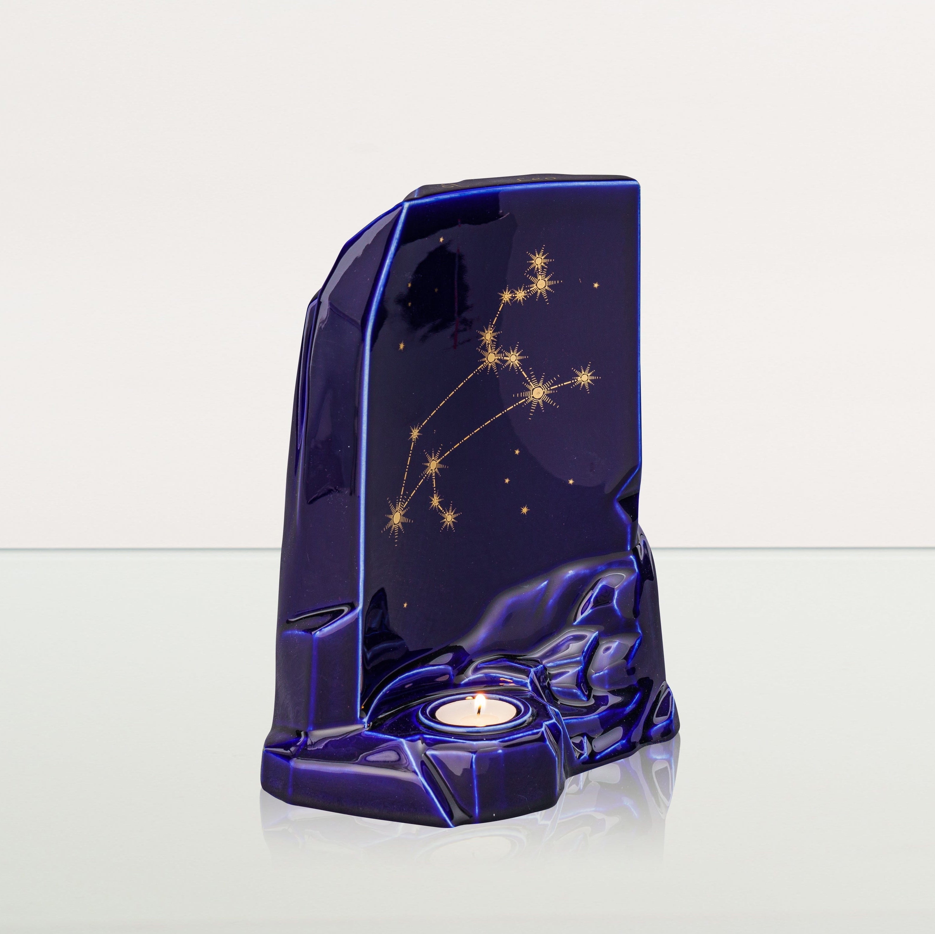 Zodiac Leo Adult Cremation Urn for Ashes