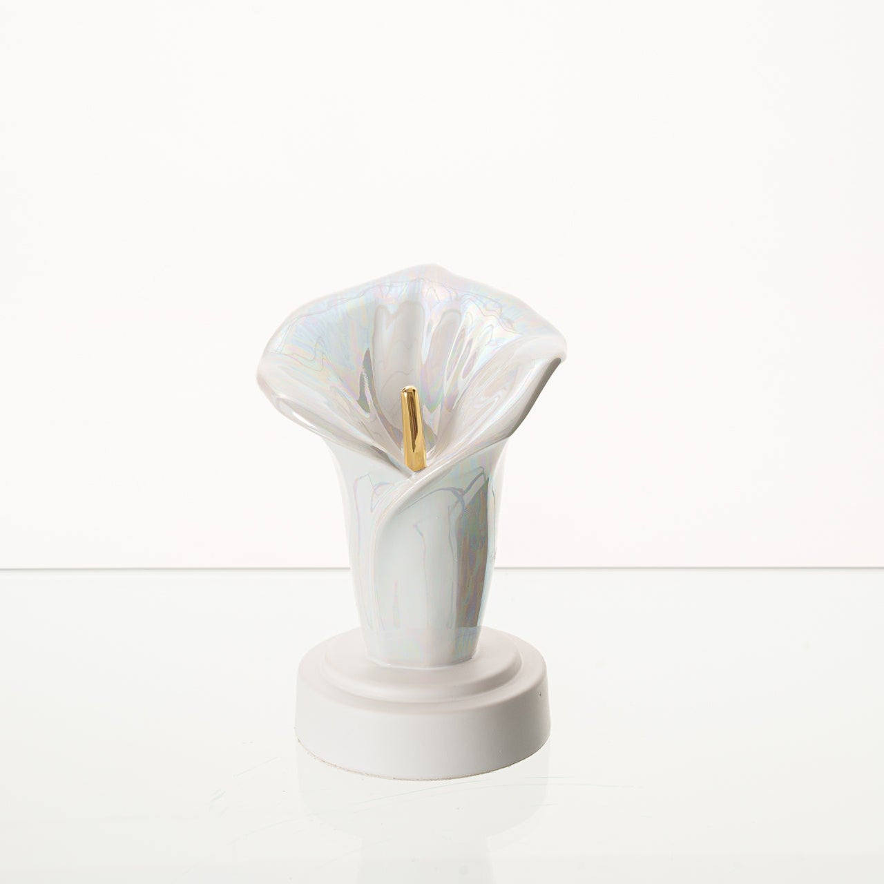 Calla Lily Keepsake Urn for Ashes in Pearlescent White