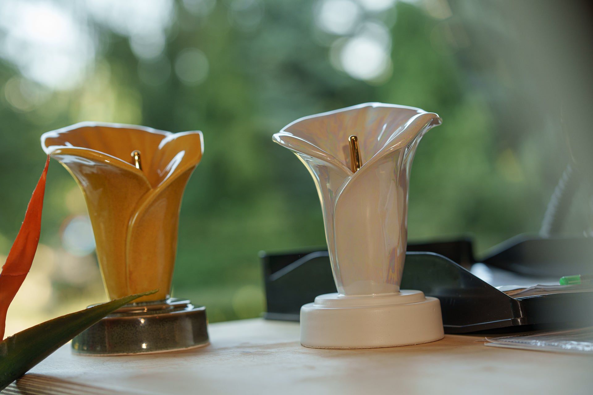 Calla Lily Keepsake Urn for Ashes in Pearlescent White
