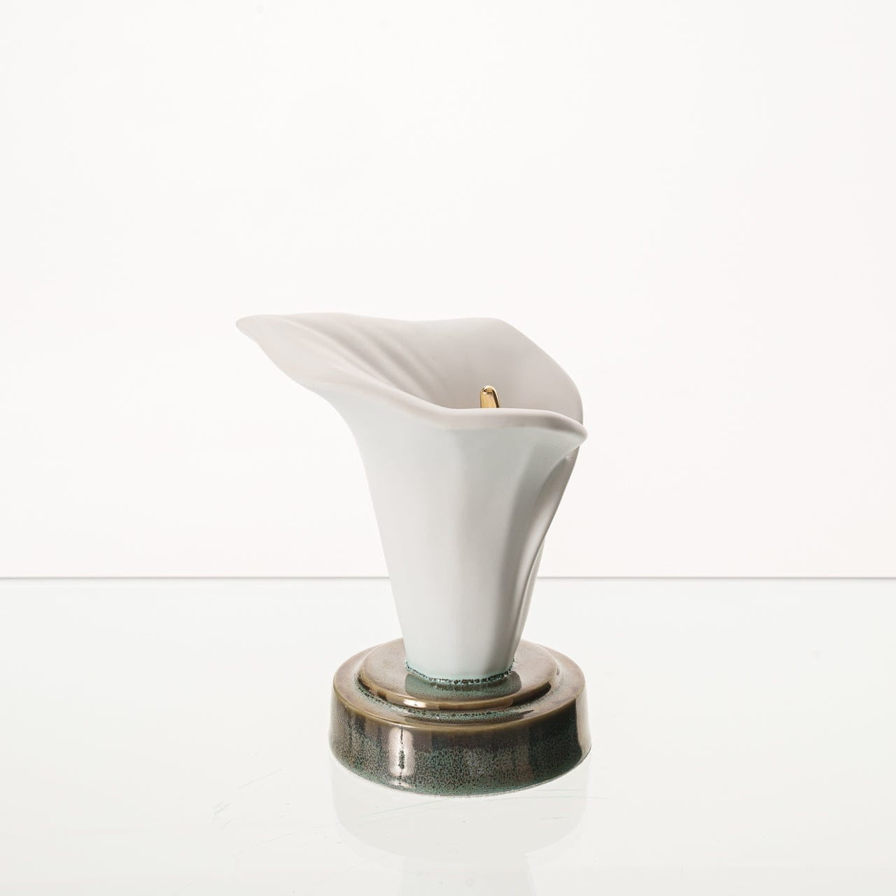 Calla Lily Keepsake Urn for Ashes in Matte White