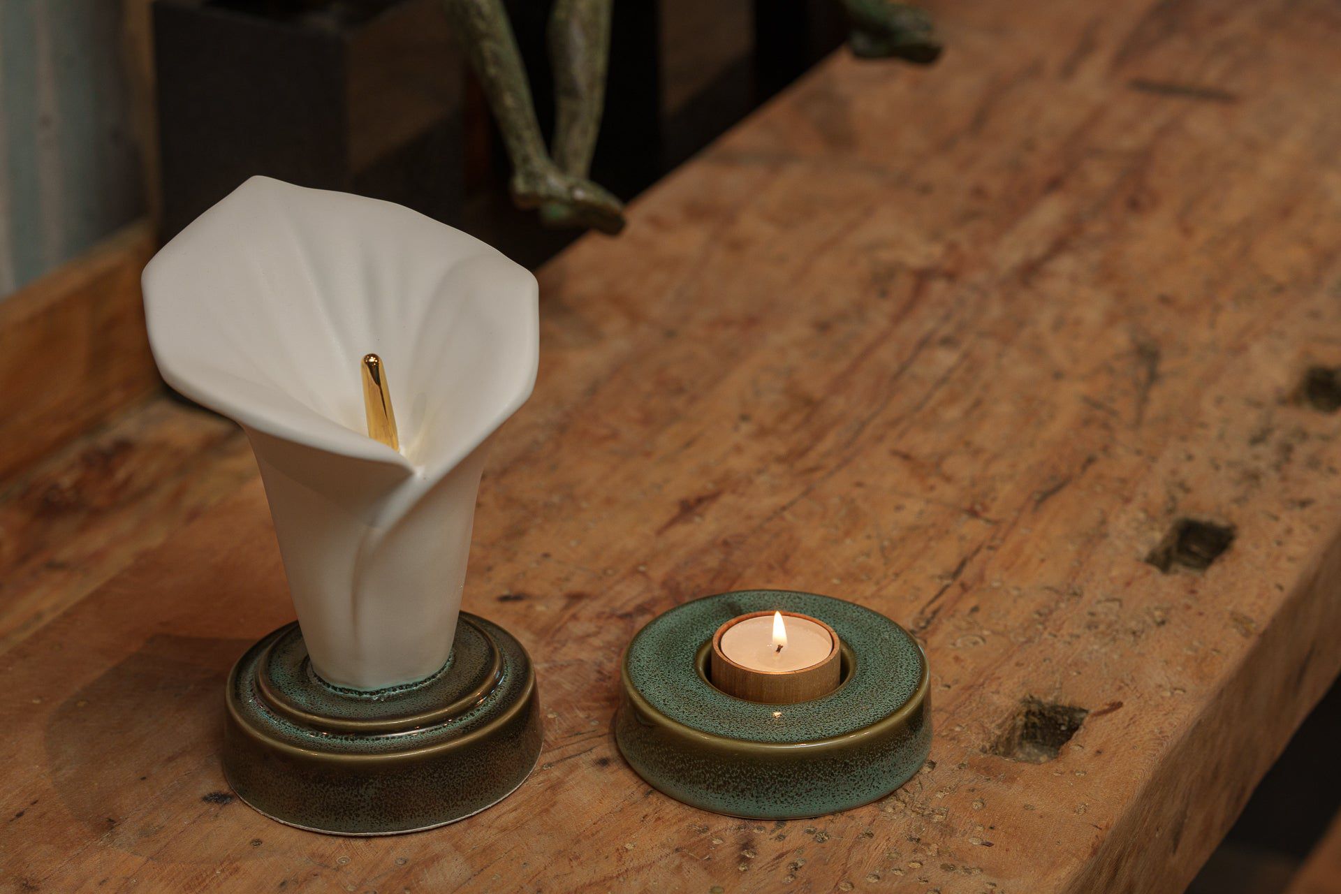 Calla Lily Keepsake Urn for Ashes in Matte White