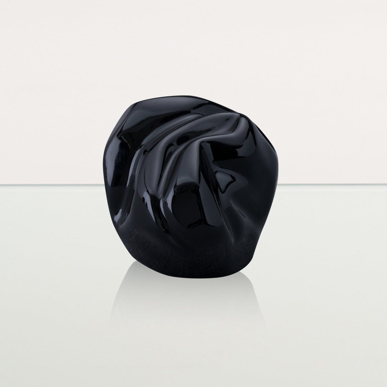 Precious Small Urn for Ashes in Glossy Black