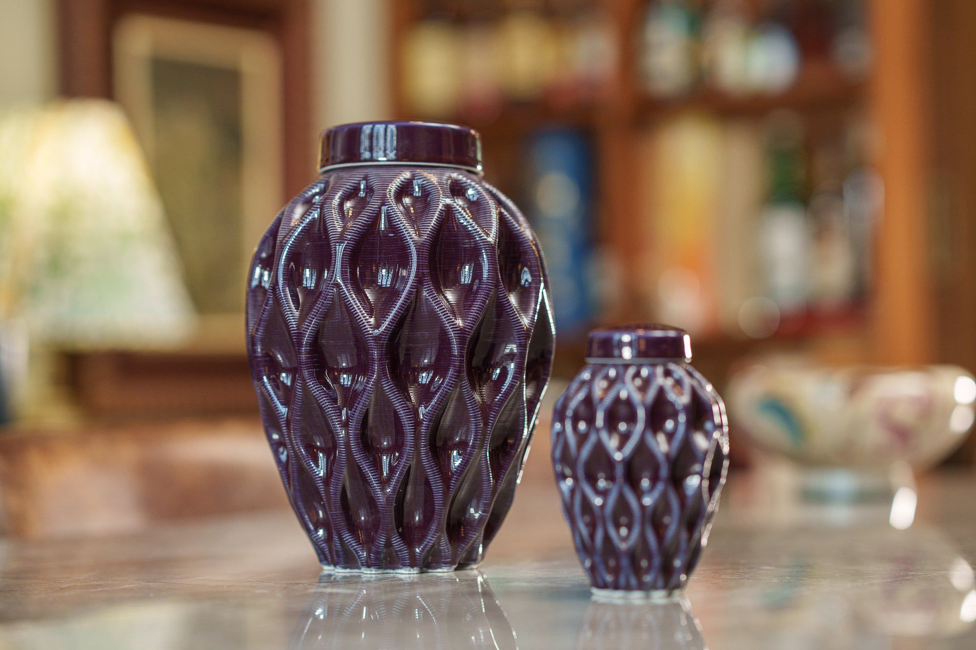 Echo Keepsake Urn for Ashes in Purple