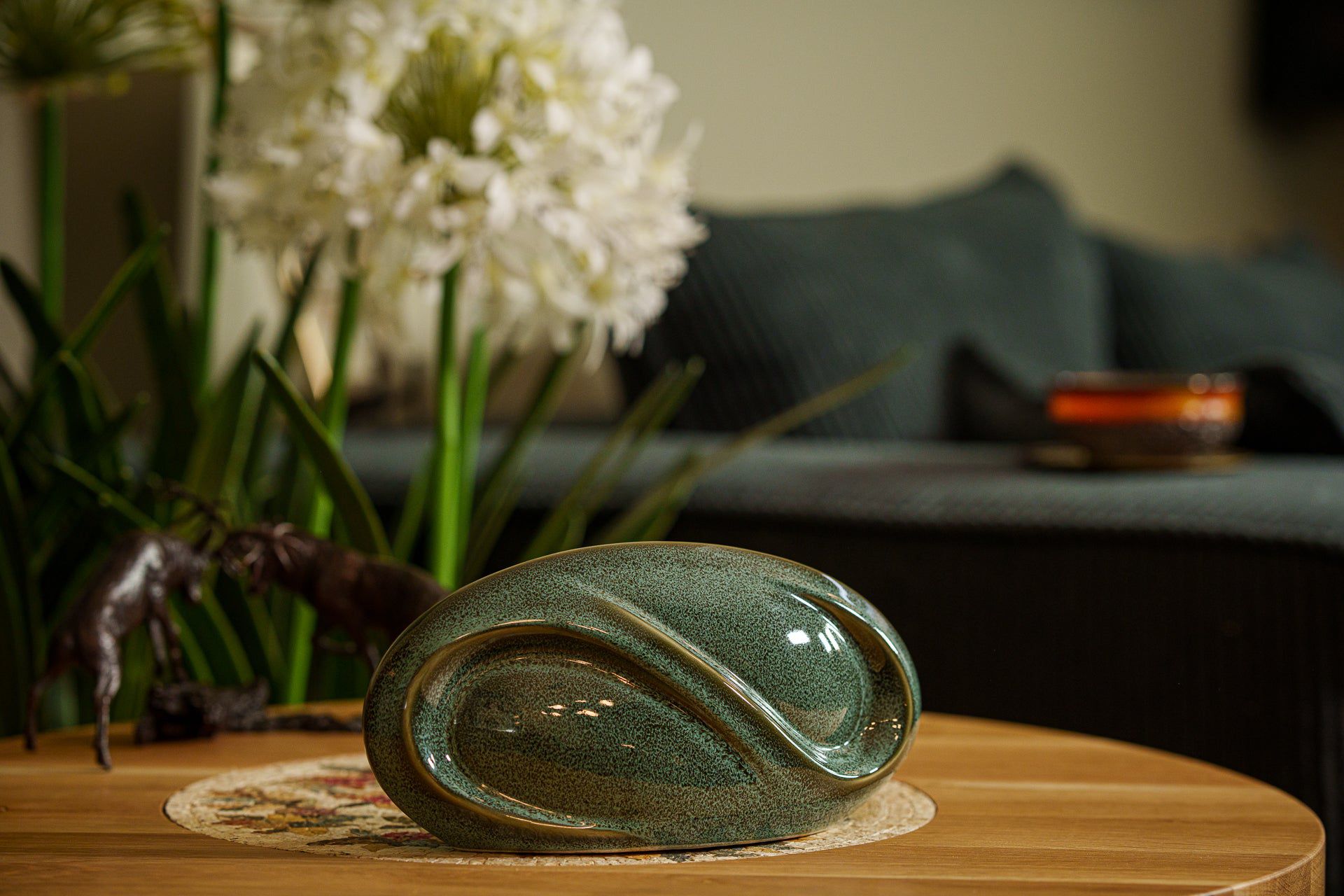 Infinity Small Urn for Ashes in Oily Green