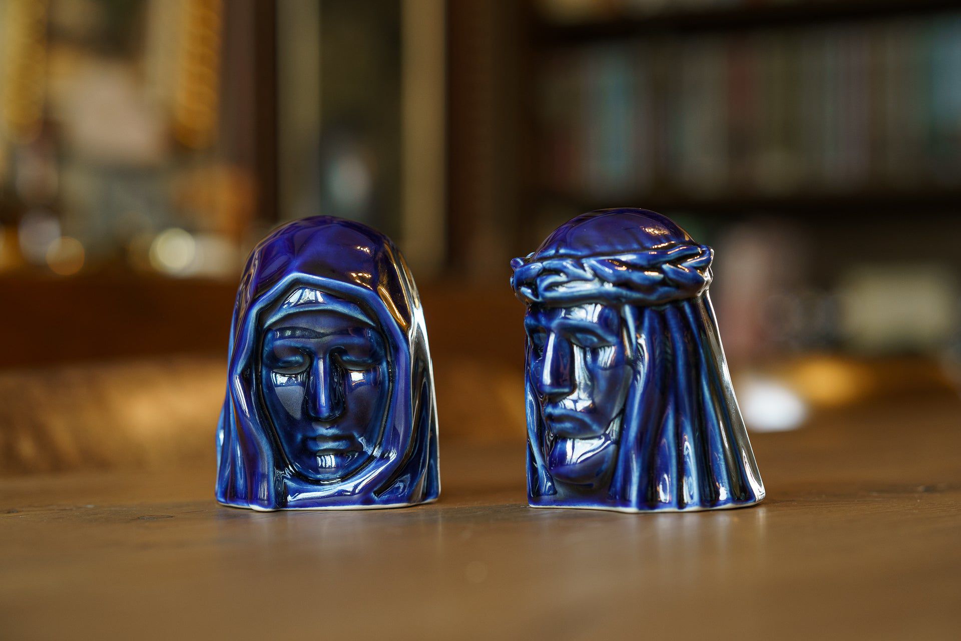 The Christ Mini Urn for Ashes in Oily Green