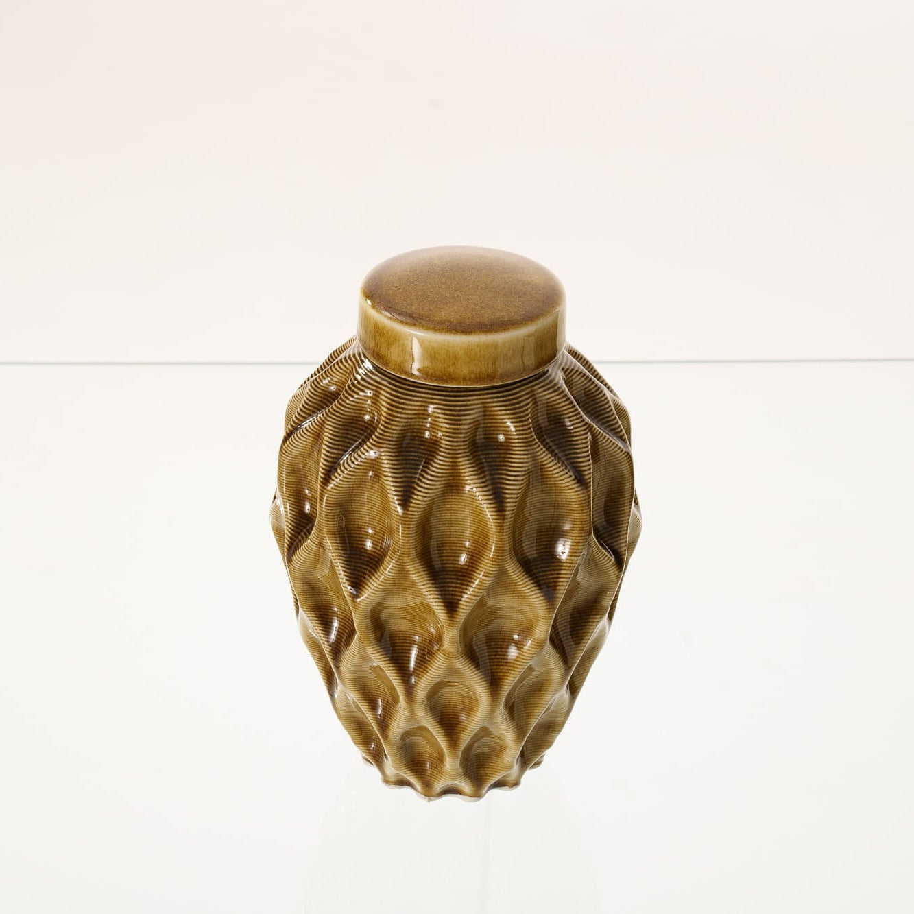 Echo Medium Urn for Ashes in Dark Sand