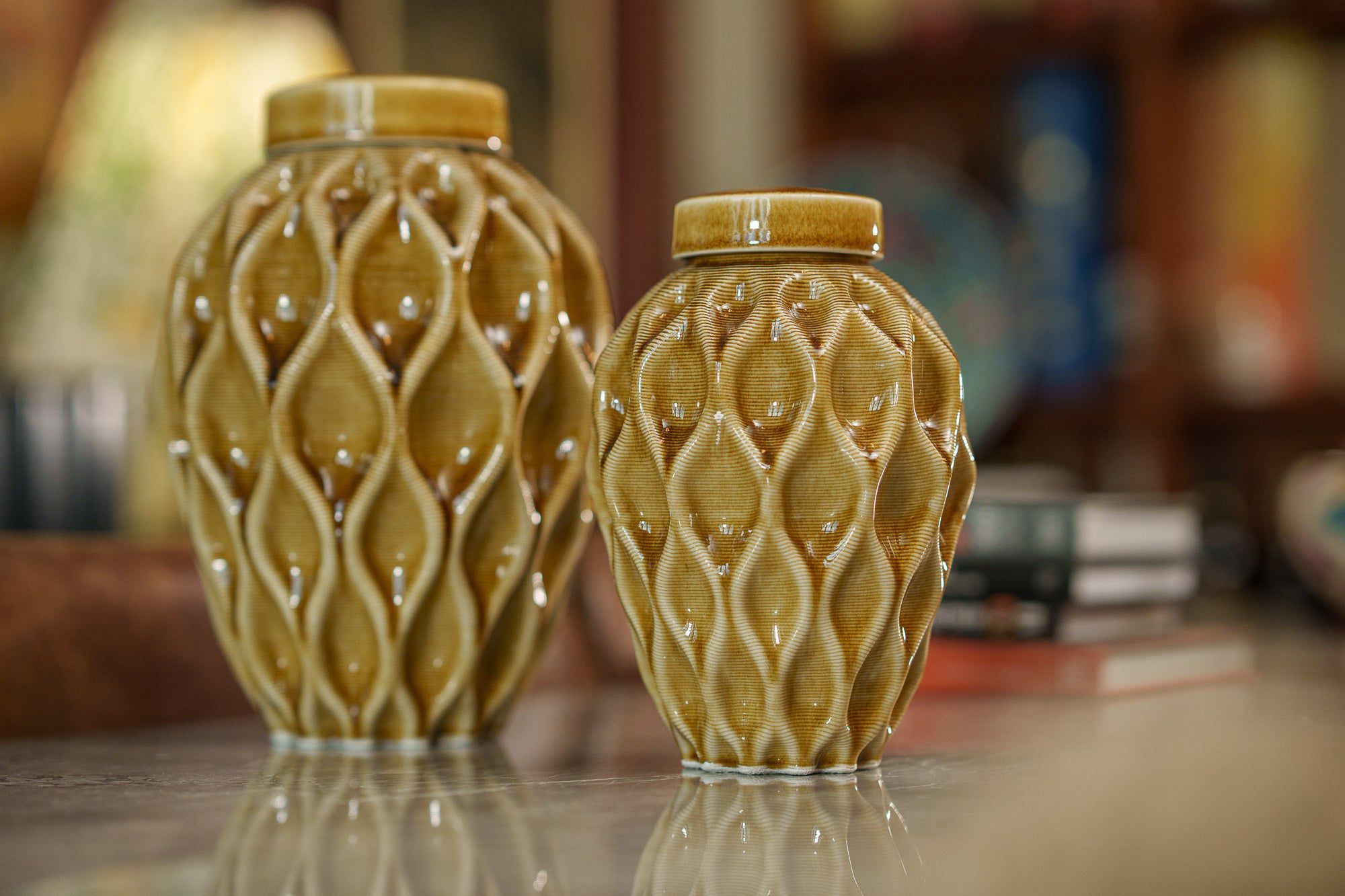 Echo Medium Urn for Ashes in Dark Sand