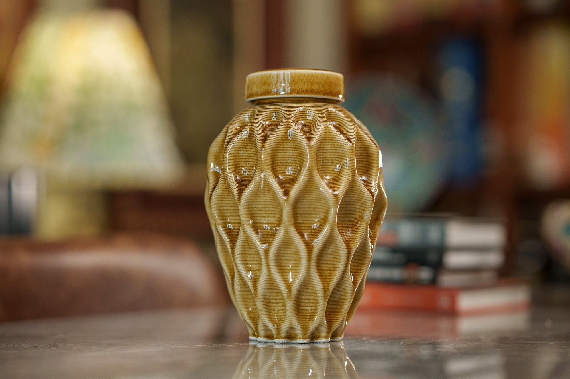 Echo Medium Urn for Ashes in Dark Sand