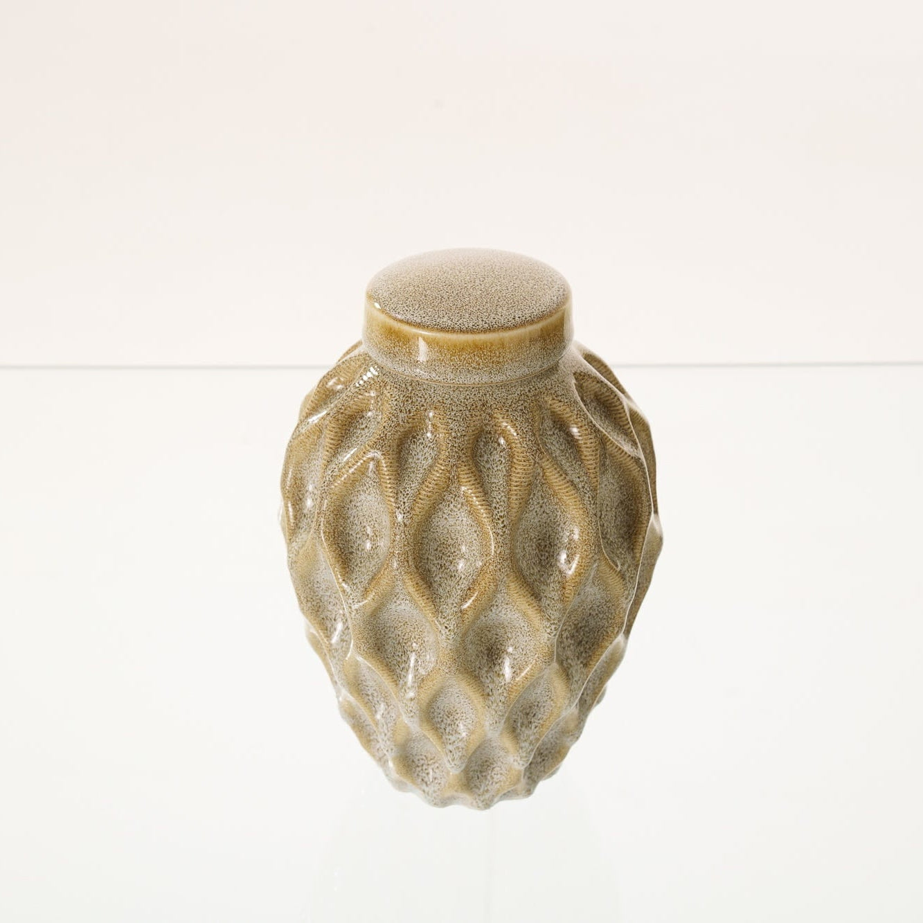 Echo Medium Urn for Ashes in Light Sand