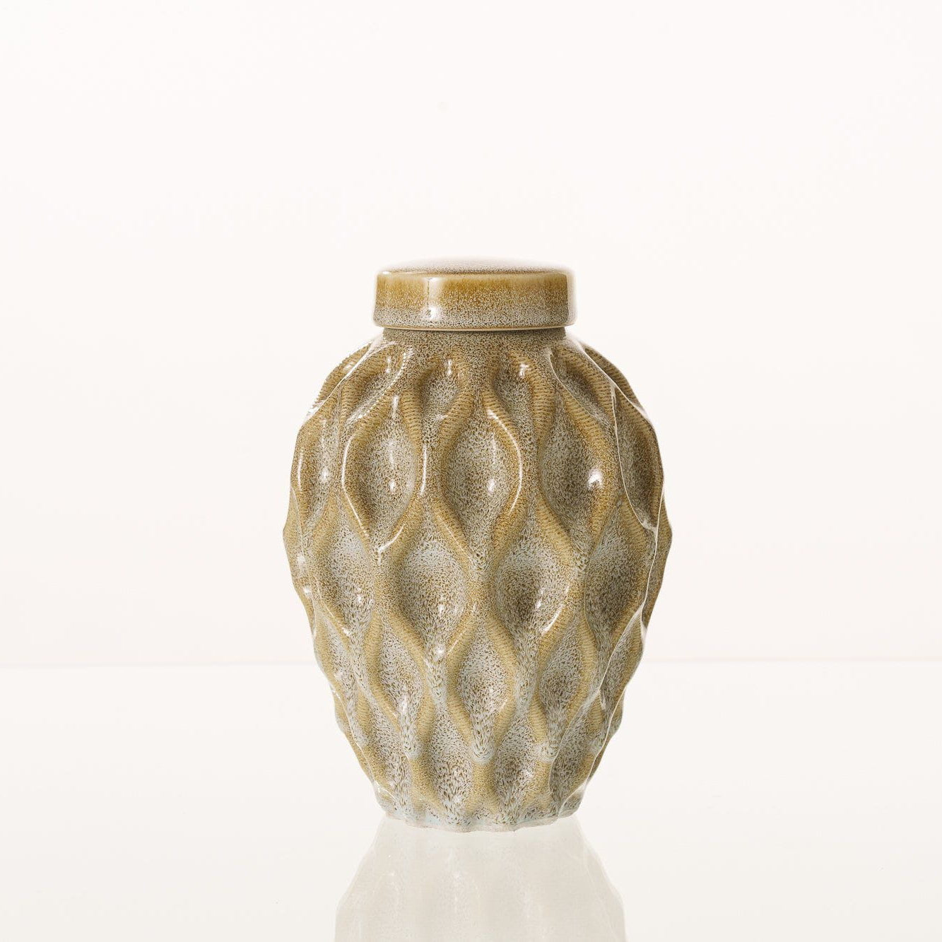 Echo Medium Urn for Ashes in Light Sand