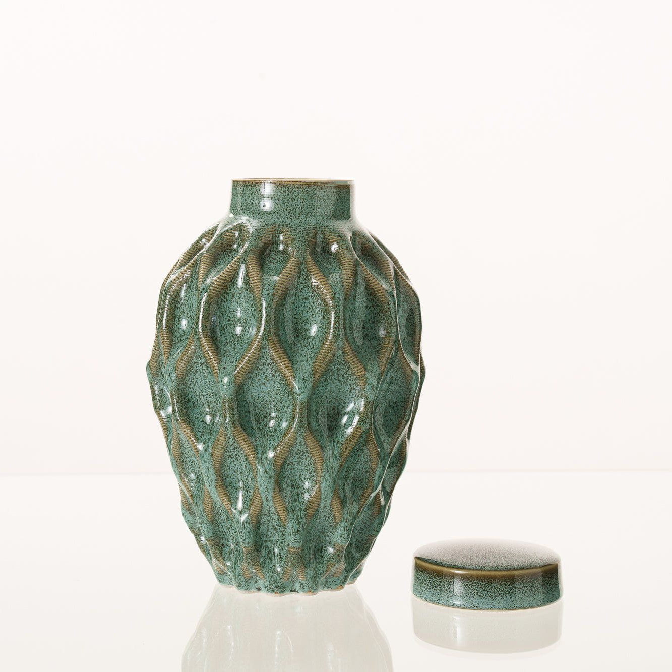 Echo Medium Urn for Ashes in Oily Green