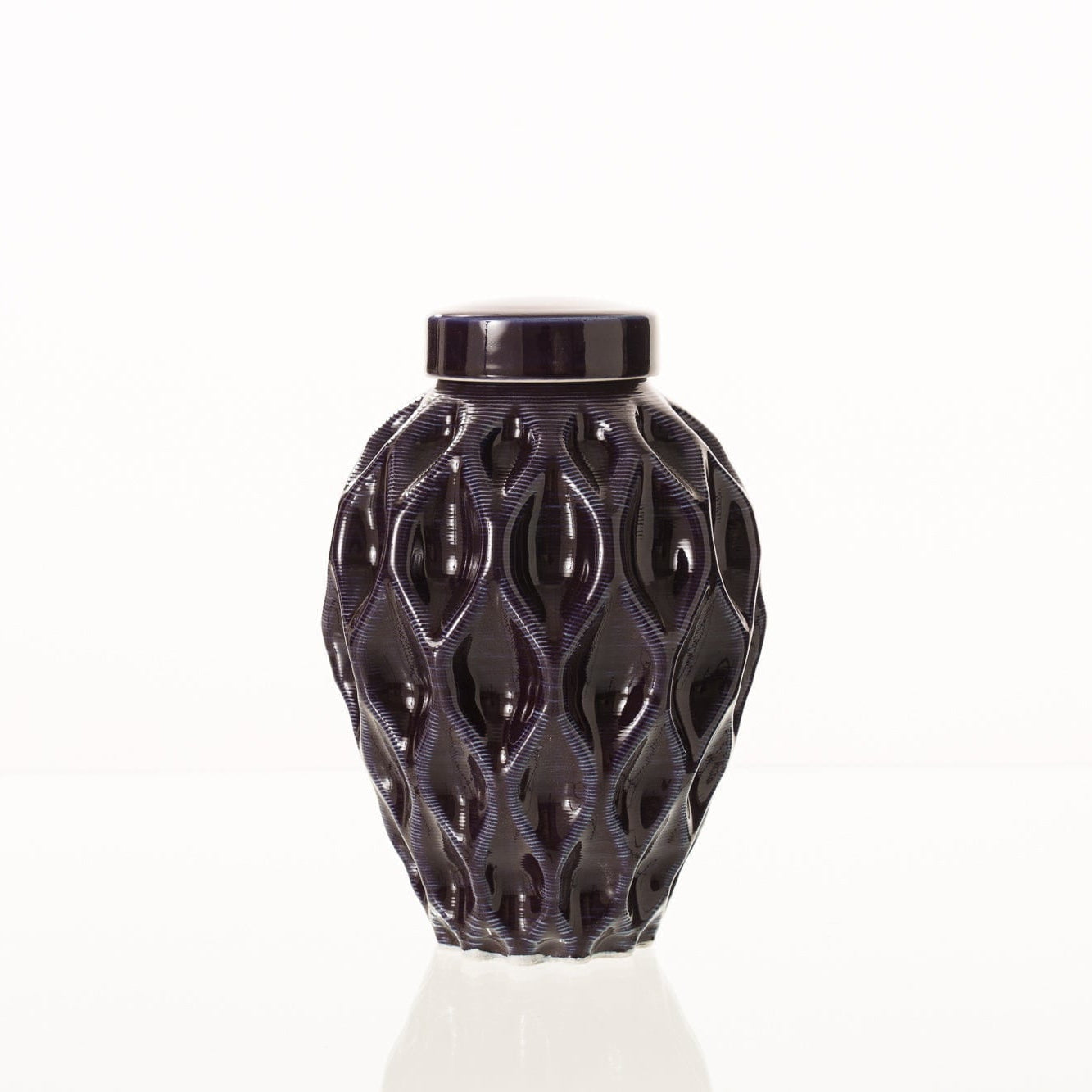 Echo Medium Urn for Ashes in Purple