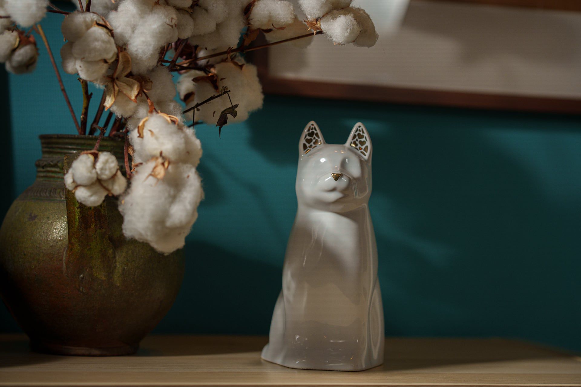 Barkley Dog Pet Urn for Ashes in White