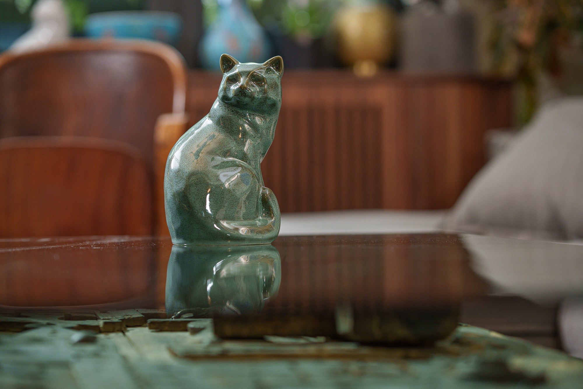 Felix Cat Urn for Ashes in Oily Green