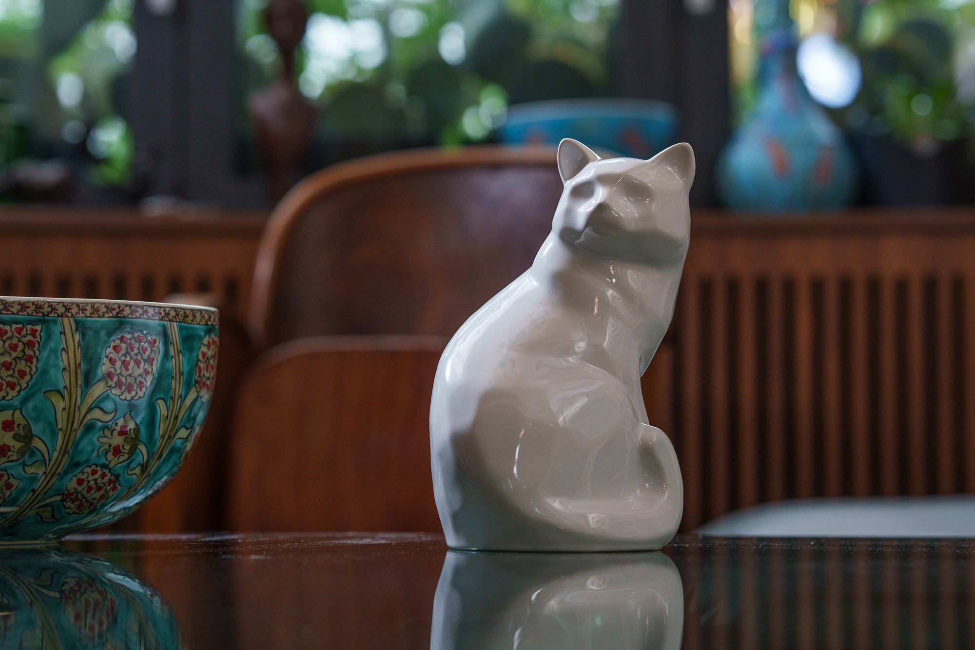 Felix Cat Urn for Ashes in White
