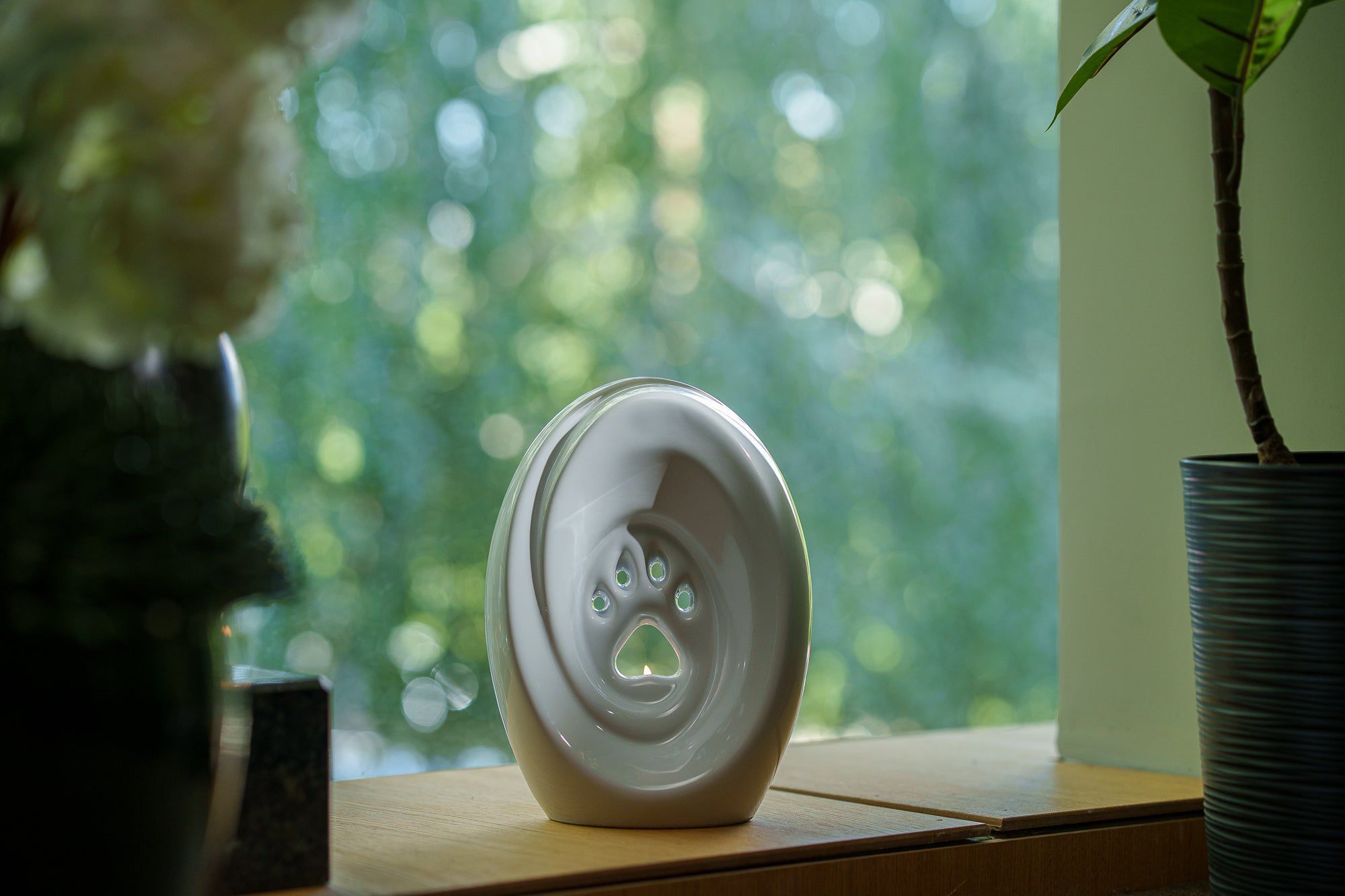 Paw Pet Urn for Ashes in White