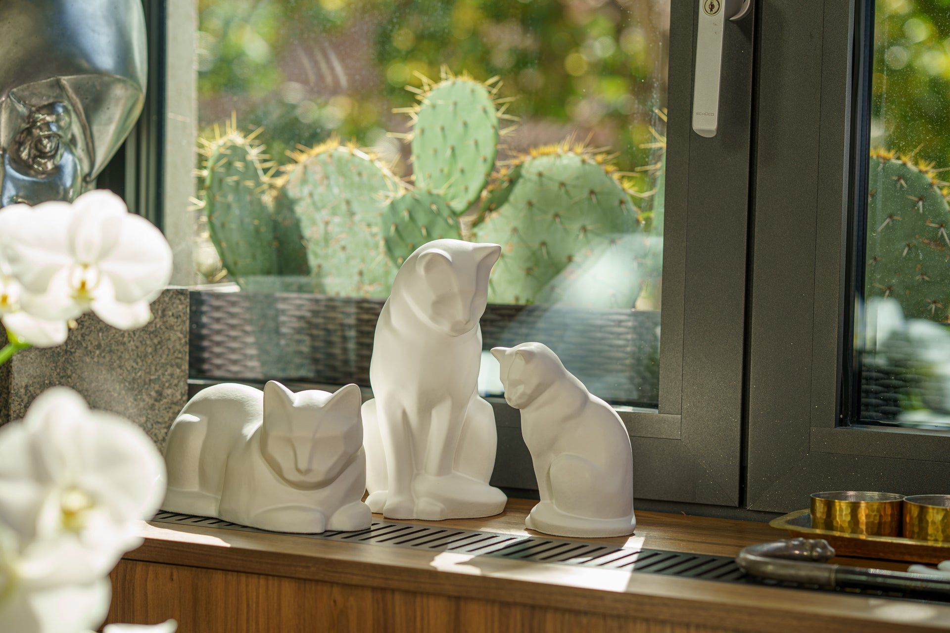 Sitting Cat Pet Urn for Ashes in Oily Green