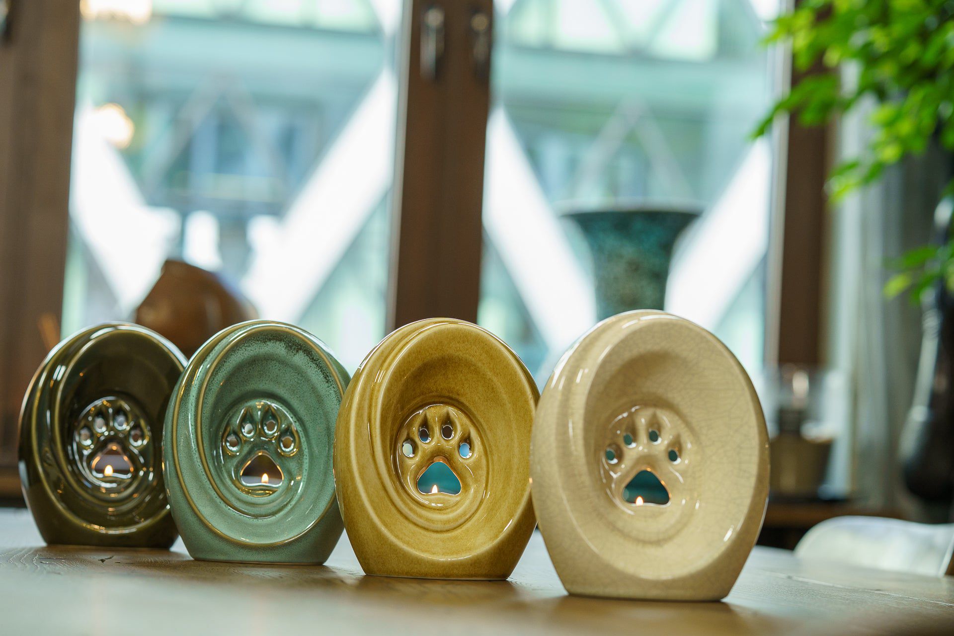 Paw Pet Urn for Ashes in Dark Sand