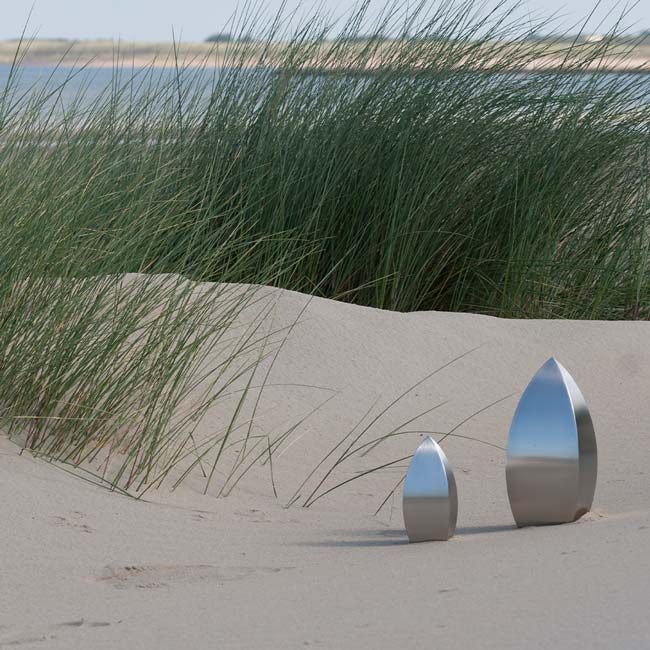 Drop Cremation Urn for Ashes Adult in Stainless Steel on Beach