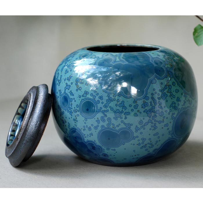 Marine Cremation Urn for Ashes - Medium Lid Off Front View