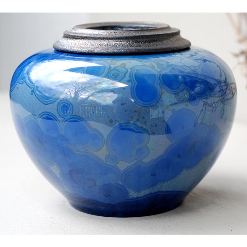Tanzanite Cremation Urn for Pets Ashes Front View